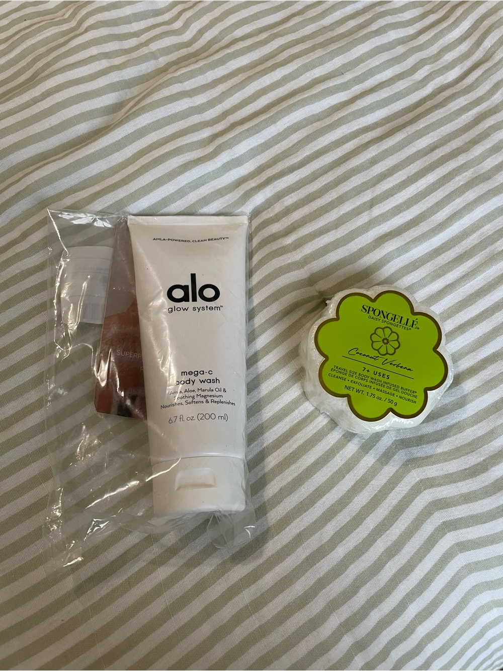 New Alo Yoga Mega-C Body Wash and Spongelle Spongette Coconut Verbena Bundle Set